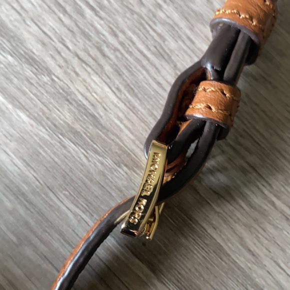 Crossbody bag MK - Picture 8 of 9